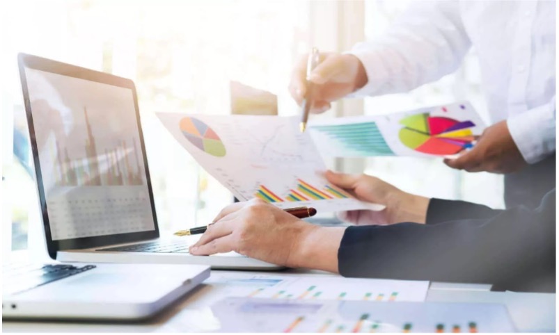 Ilustrasi Staff Administrasi